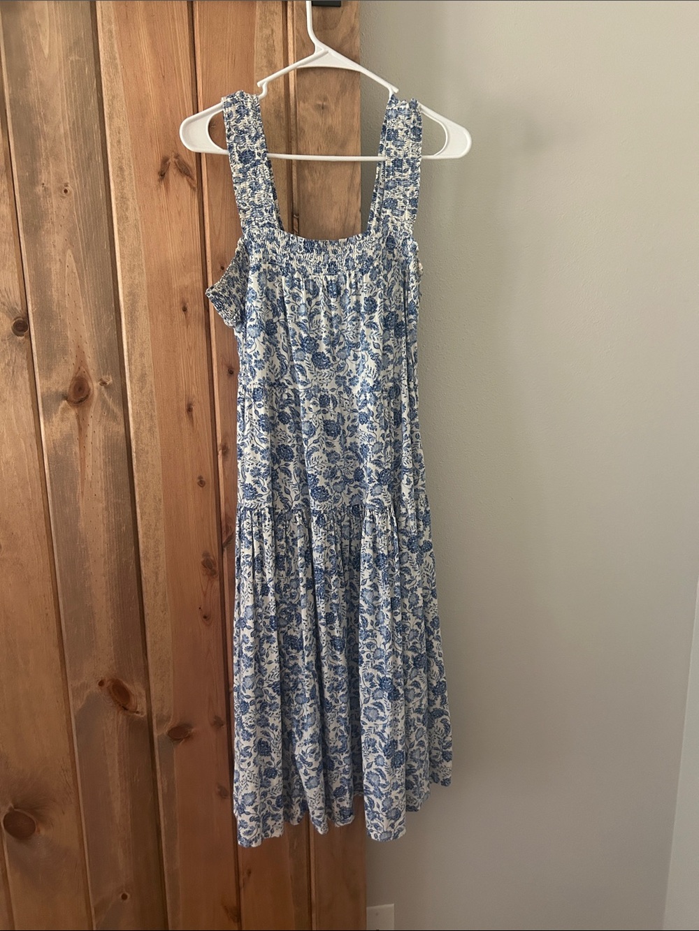 Old navy Blue and White Floral Sundress